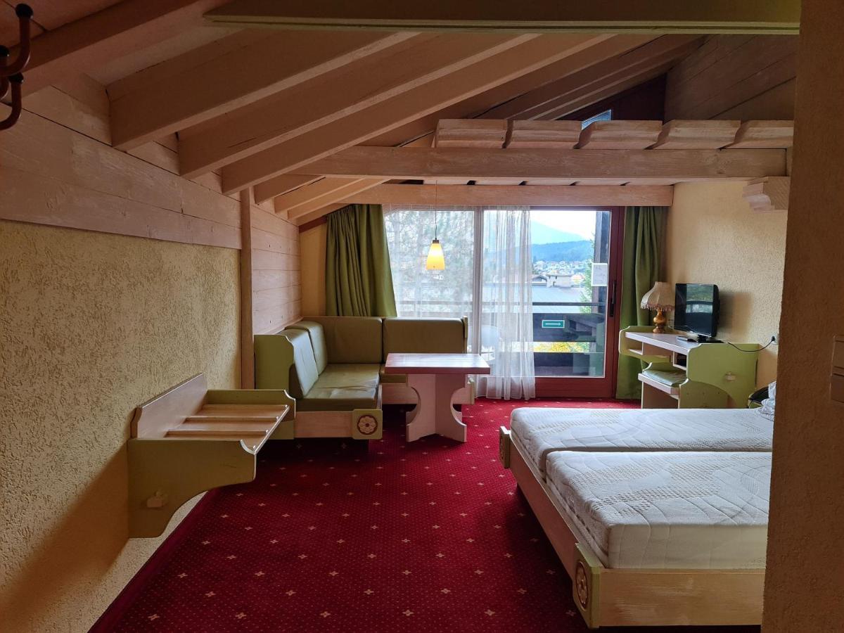 Das Kronen Hotel ゼーフェルト・イン・チロル エクステリア 写真