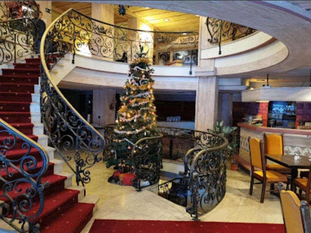 Das Kronen Hotel ゼーフェルト・イン・チロル エクステリア 写真