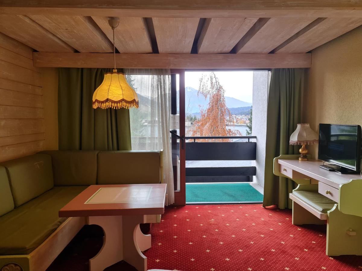 Das Kronen Hotel ゼーフェルト・イン・チロル エクステリア 写真